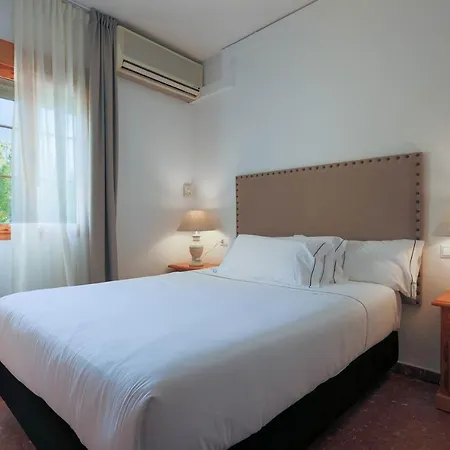 Tugasa El Almendral Hotel 2*